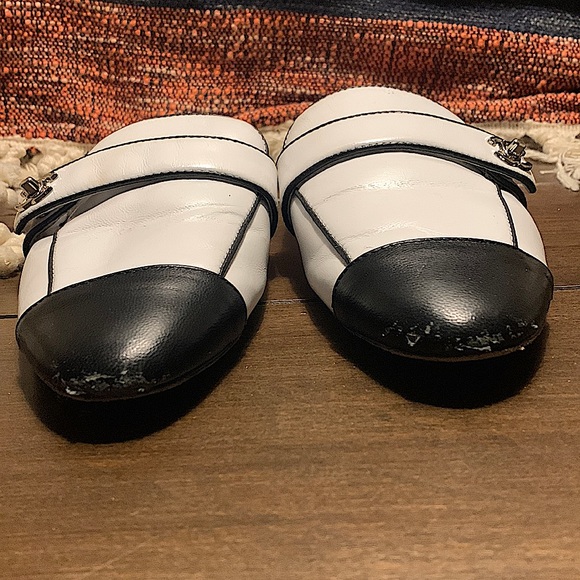 Authentic Chanel lambskin cc lock mules size 39 - Picture 12 of 12